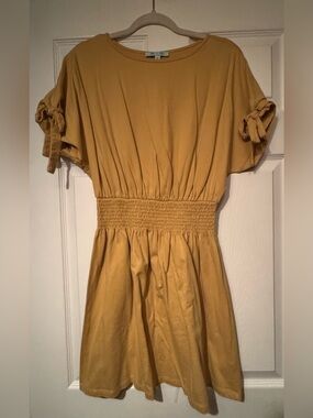 She + Sky Sz Large Mustard Yellow Crew Neck Tshirt dress with elastic waist